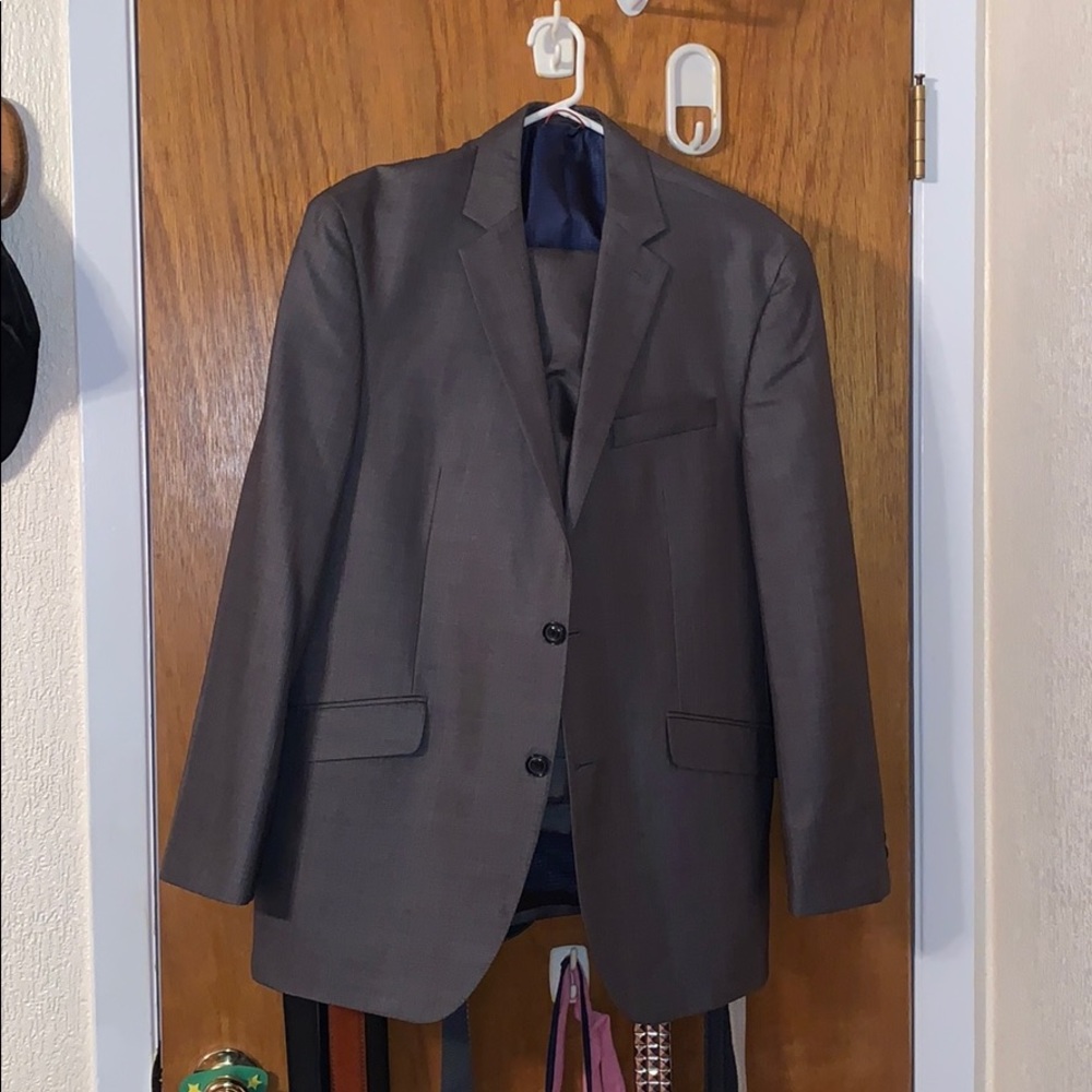 Men’s suit